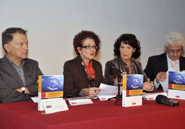 La Universidad de Murcia publica un libro sobre la gestión del agua en zonas semiáridas - 3, Foto 3