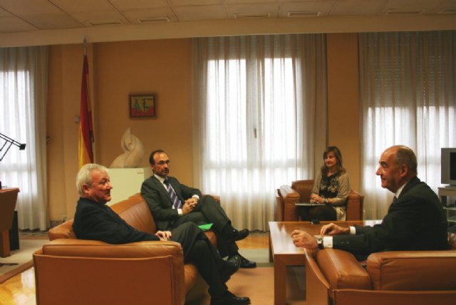 La Comunidad invita al ICO a incorporarse al Plan de Pagos para proporcionar liquidez a las pymes y autónomos de la Región - 2, Foto 2