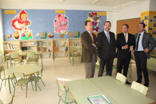 Cámara asiste a la inauguración del nuevo pabellón del colegio Profesor Enrique Tierno de Lobosillo - 4, Foto 4