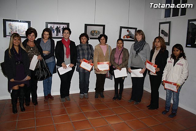 Kick-off activities to commemorate the International Day Against Violence Against Women, Foto 1