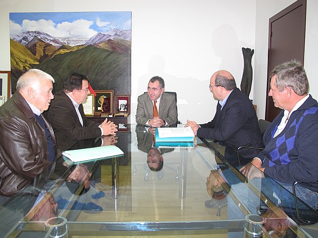 Manuel Campos se reúne con la Federación de Asociaciones de Propietarios de Espacios naturales de Murcia - 1, Foto 1
