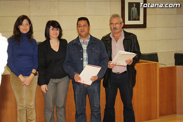 Cerca de 100 desempleados del sector de la construccin se han formado en prevencin de riesgos laborales y especializacin en el sector - 6