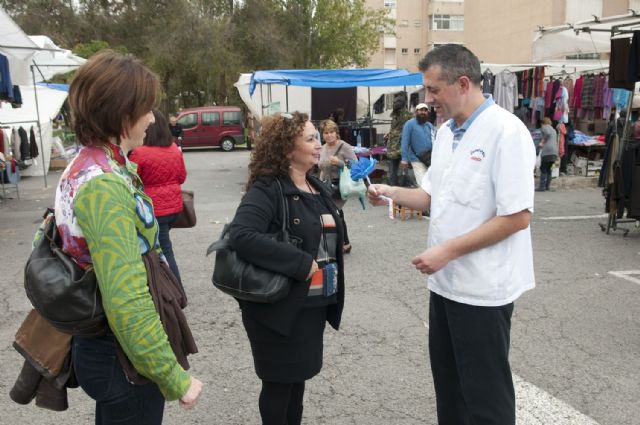 Flores de papel para luchar contra el maltrato - 2, Foto 2