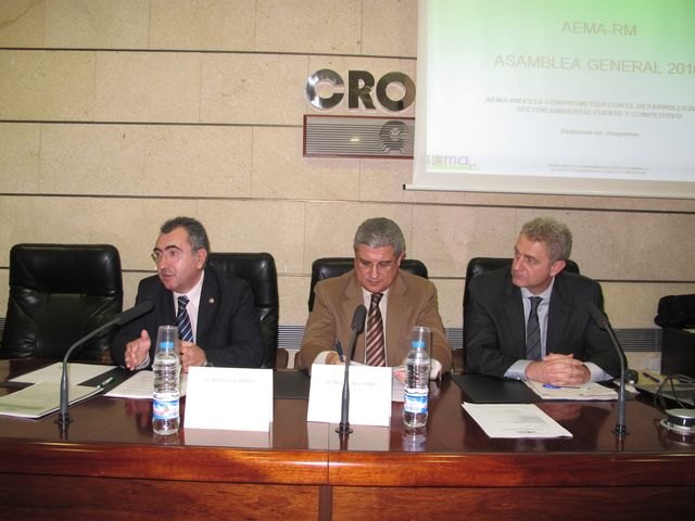 Campos apuesta por hacer más competitivo    el sector medioambiental con la captación de emprendedores y empleos cualificados - 1, Foto 1