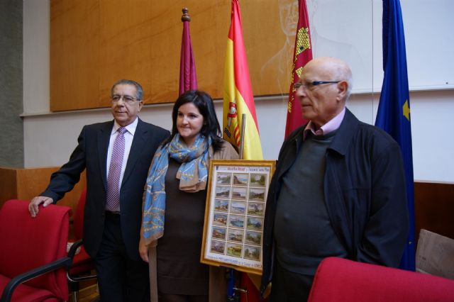 La Asociación Cultural Musá Ben Nusayr, de Abanilla, entrega al municipio una ayuda solidaria de 4.000 euros - 1, Foto 1
