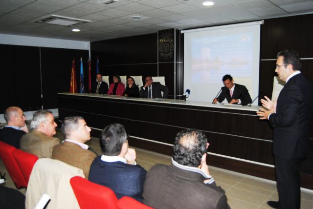 Los comerciantes de La Ribera presentan un plan para dinamizar el sector - 1, Foto 1