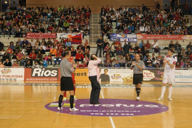 Homenaje a todas las mujeres - 1, Foto 1