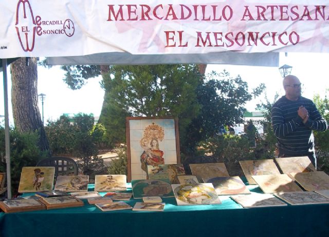El Mercadillo Artesanal 'El Mesoncico' da a probar a los turistas los tradicionales Peros de Cehegín - 4, Foto 4