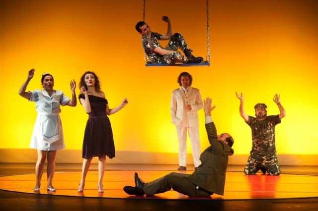 El Teatro Villa de Molina celebra su sexto aniversario con la representación de ANFITRIÓN, a cargo de Alquibla Teatro, el martes 29 de noviembre - 1, Foto 1