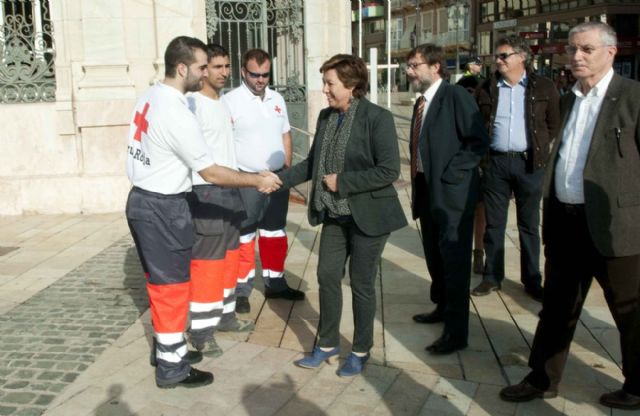 Un nuevo vehículo adaptado trasladará a mayores y discapacitados a los centros de día - 4, Foto 4