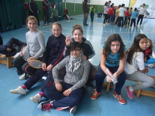 El Torneo de Bádminton de Deporte Escolar contó con la participación de 99 escolares de los diferentes centros de enseñanza de la localidad, Foto 3