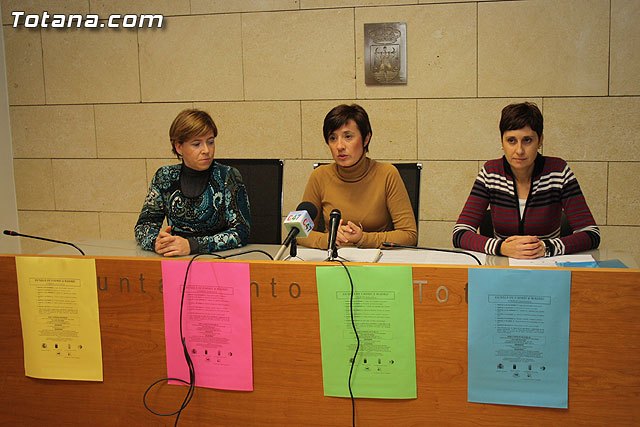 La Escuela Municipal de Padres y Madres presenta el programa de charlas para el curso 2011/12, Foto 1
