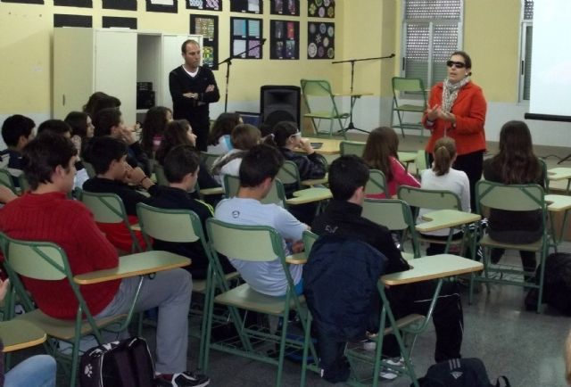 Los escolares de Lorquí se conciencian sobre la integración de los discapacitados - 2, Foto 2