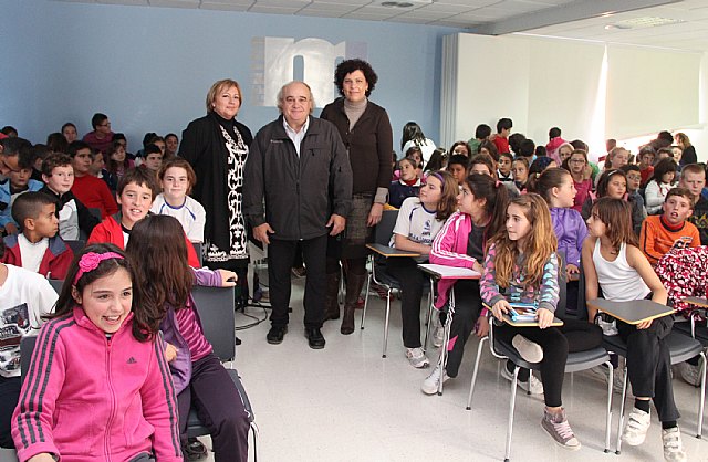 El alpinista murciano Miguel Ángel García Gallego participa en una jornada educativa sobre “Deporte y Aventura” - 1, Foto 1