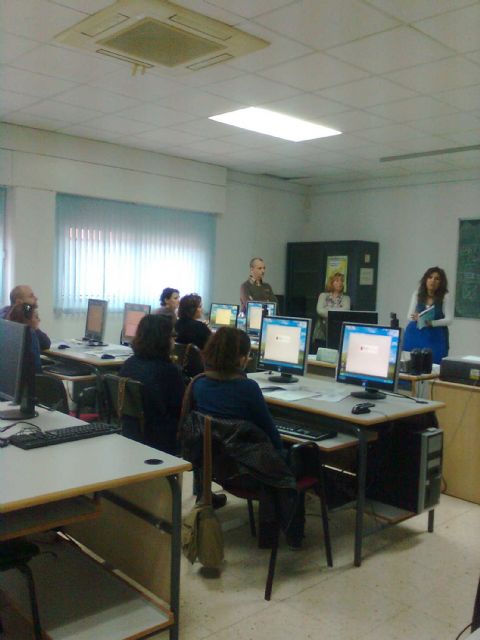 Los técnicos de Servicios Sociales de Las Torres de Cotillas actualizan su formación - 1, Foto 1