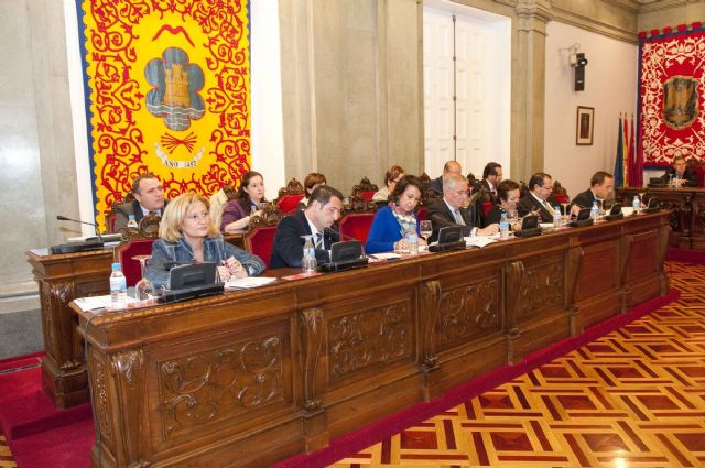 El debate político centra el pleno de la corporación municipal - 2, Foto 2