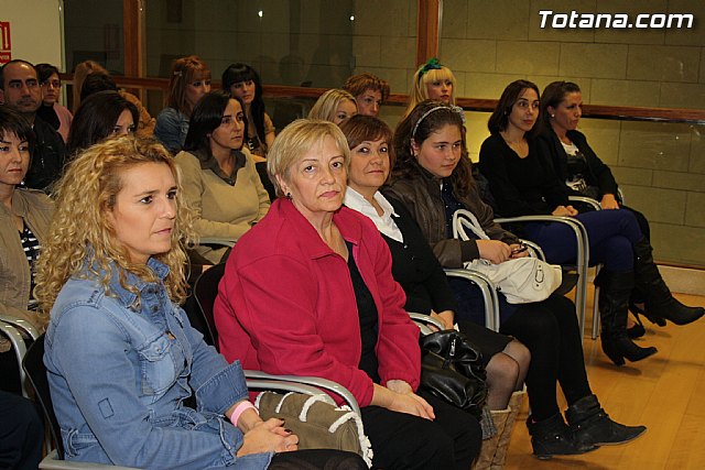 Un total de 703 personas ha participado en las acciones formativas organizadas por el rea de Participacin Ciudadana e Interculturalidad - 5