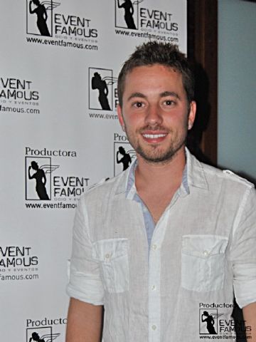 Kiko Gaviño actu en pera Dance Club - 9