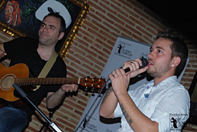 Kiko Gaviño actu en pera Dance Club - 11