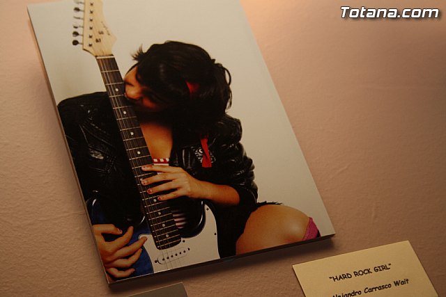 Entrega de premios Certamen Creartejoven2011 en la modalidad de fotografa - 17