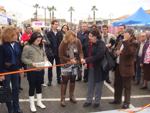 La II Feria Outlet arranca con gran afluencia de visitantes y descuentos en más de 30 comercios - 1, Foto 1