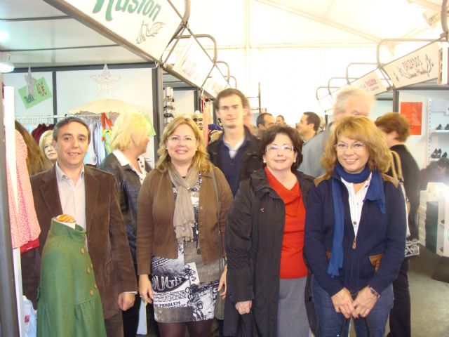 La II Feria Outlet arranca con gran afluencia de visitantes y descuentos en más de 30 comercios - 2, Foto 2