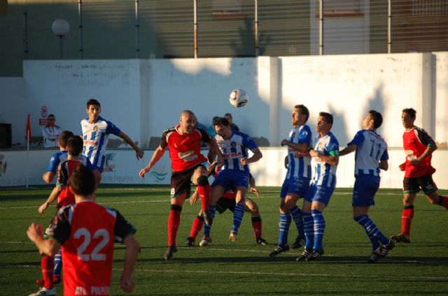El Águilas gana en Pulpi y acaba pidiendo la hora - 1, Foto 1