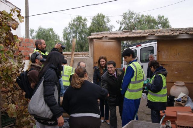 22 voluntarios del proyecto GEA colaboran durante esta semana en la reparación de 3 viviendas dañadas por los terremotos - 1, Foto 1