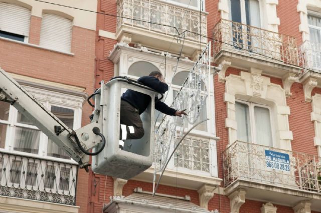 Colocan las primeras luces de Navidad - 1, Foto 1