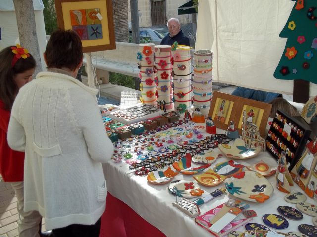 La Navidad comienza en Lorquí con un mercado y un maratón de lectura infantil - 1, Foto 1