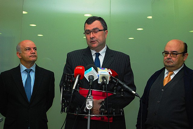 La Comunidad presenta un proyecto de investigación para perfeccionar la gestión del agua en la Región - 1, Foto 1