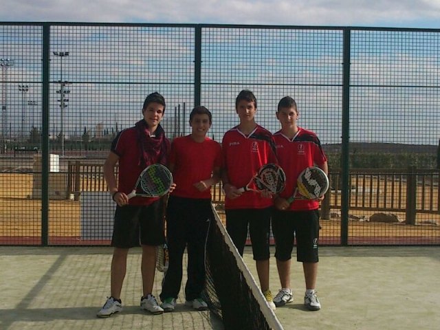 Fantstico ambiente en el II torneo de pdel Fiestas de Santa Eulalia 2.011 - 10
