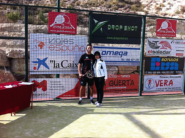 Fantstico ambiente en el II torneo de pdel Fiestas de Santa Eulalia 2.011 - 9