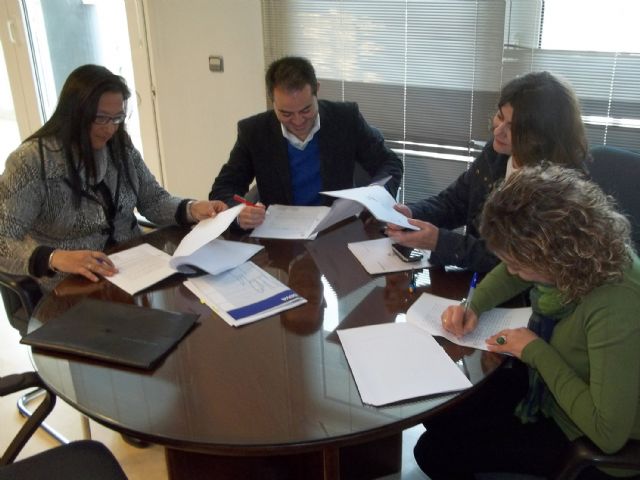 El Ayuntamiento de Lorquí se acoge a la Línea ICO Entidades Locales 2011 - 1, Foto 1