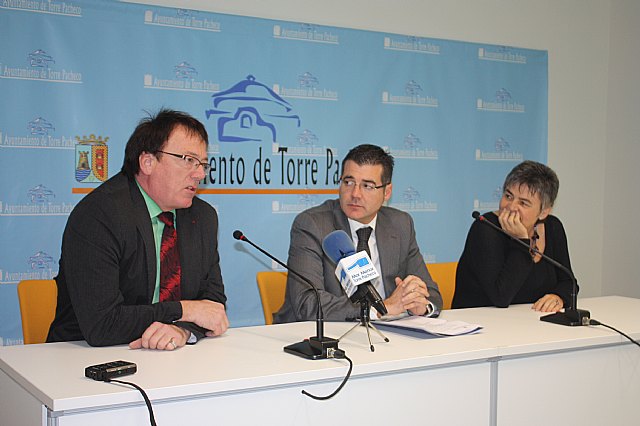 El alcalde de Torre-Pacheco recibe a los miembros del proyecto 50 fit - 2, Foto 2