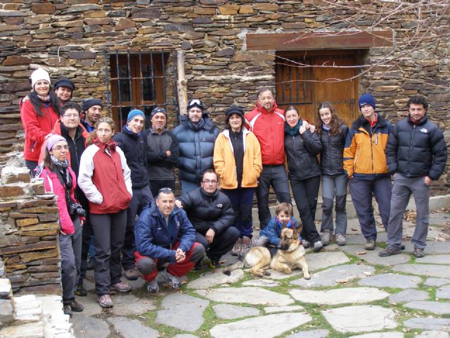 Los socios del club de montaña y espeleología ADENOW de Caravaca, organizaron la tradicional convivencia en Ubeire - 3, Foto 3