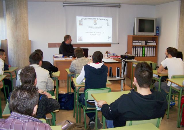 Sanidad pone en marcha dos nuevos cursos de 'Manipulador de Alimentos' en Águilas - 1, Foto 1