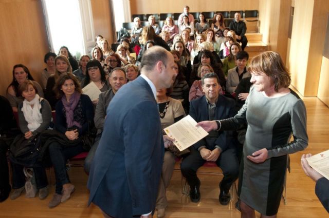 Más manos para atender a Personas Dependientes - 1, Foto 1