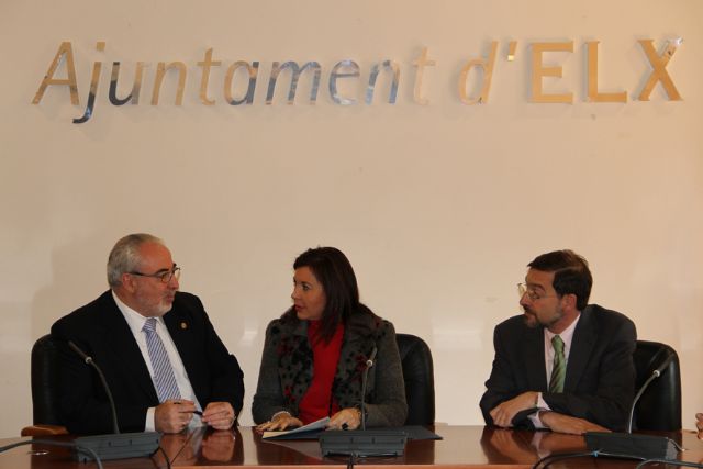 Los estudiantes de la UCAM podrán realizar prácticas en el ayuntamiento de Elche - 1, Foto 1