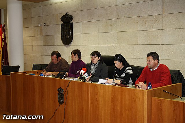 Toman posesin los alcaldes pedneos y los representantes de junta local de vecinos del Paretn para la legislatura 2011-2015 - 1