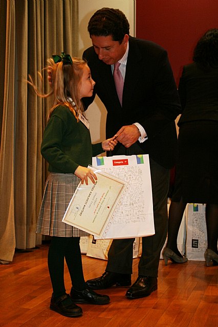 La Comunidad distingue a 160 niños por sus trabajos en la X edicin del Concurso de Dibujo de Urbanismo `Verde que te quiero Verde, Foto 2