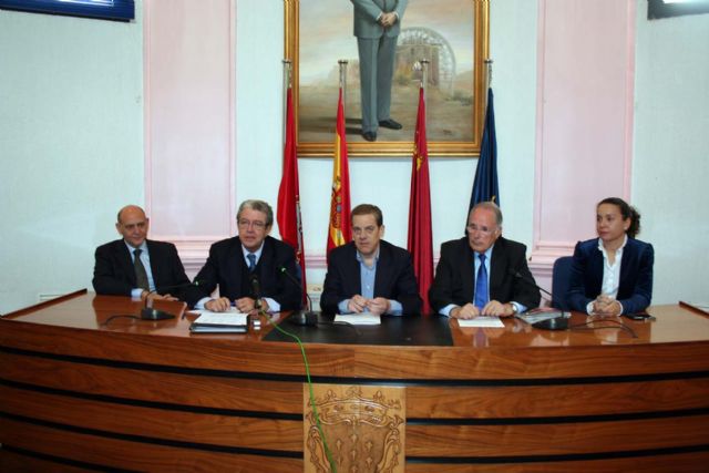 La Asociación de Comerciantes de Alcantarilla y la Federación de Familias Numerosas de la Región de Murcia firman un convenio - 1, Foto 1