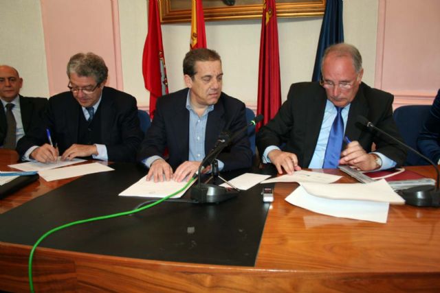 La Asociación de Comerciantes de Alcantarilla y la Federación de Familias Numerosas de la Región de Murcia firman un convenio - 3, Foto 3