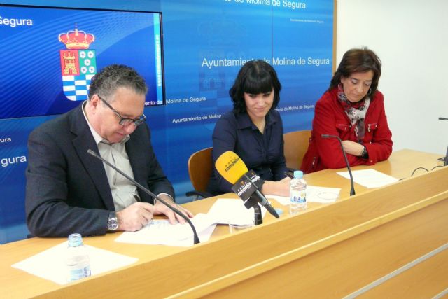 El Ayuntamiento de Molina de Segura cede el Centro de Día La Molineta a la asociación DISMO para la atención a personas con discapacidad física - 2, Foto 2