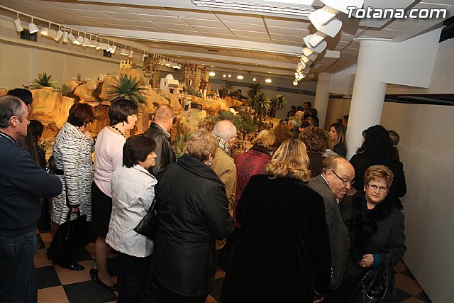 Autoridades municipales inauguran el Beln Municipal, formado por ms de 400 figuras - 20