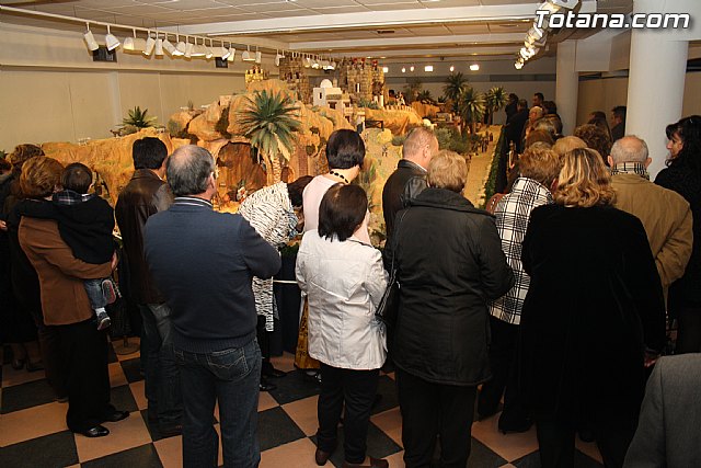 Autoridades municipales inauguran el Beln Municipal, formado por ms de 400 figuras - 21
