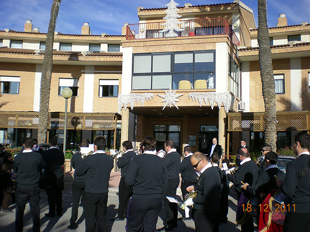 La Banda de cornetas y tambores del Ilustre Cabildo Superior de Procesiones de Totana particip en la ofrenda floral a Santa Eulalia - 5