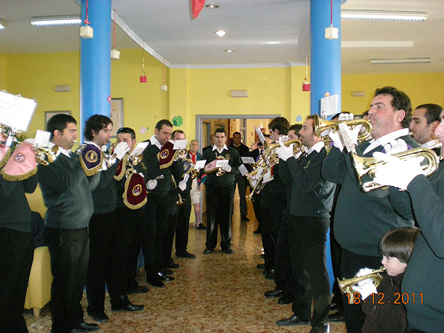 La Banda de cornetas y tambores del Ilustre Cabildo Superior de Procesiones de Totana particip en la ofrenda floral a Santa Eulalia - 8