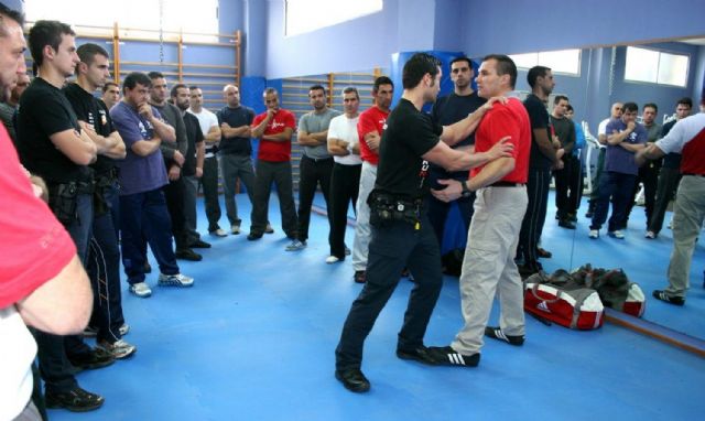 La Policía Local mejora en defensa personal - 4, Foto 4