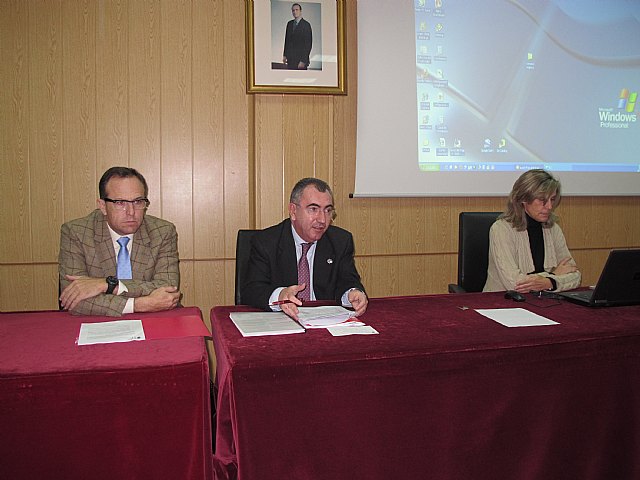 La Comisión de Protección Civil aprueba la actualización del Plan de Emergencias sobre Transporte de Mercancías Peligrosas - 1, Foto 1